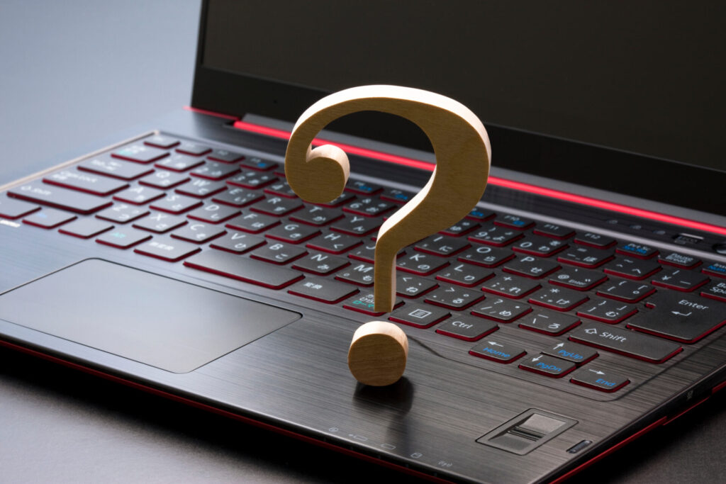 スクールに通わず独学でWebライターになれる？