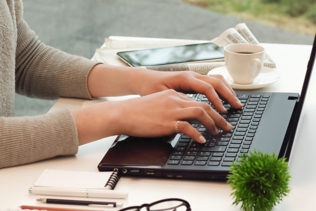 Webライターの仕事内容と年収・働き方のリアル