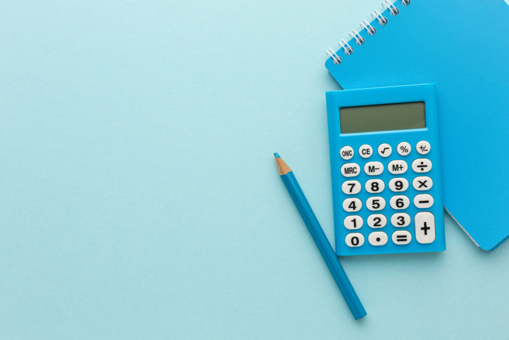 副業Webライターの収入目安は?